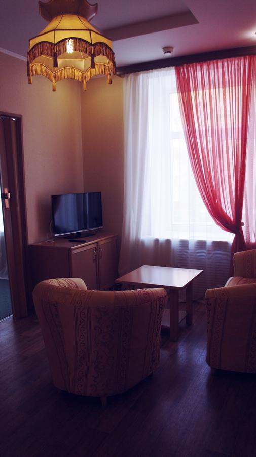Ural Hotel Magnitogorsk Extérieur photo